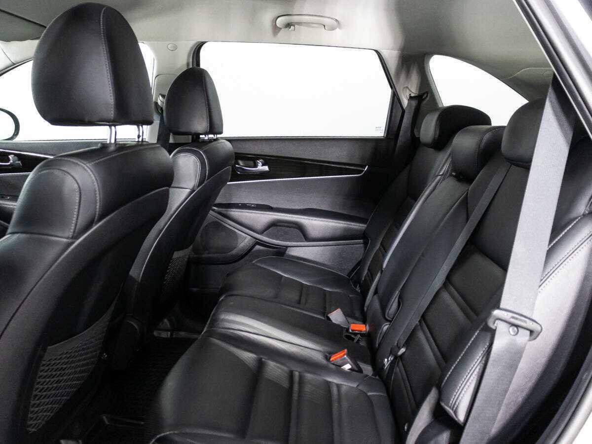 Kia Sorento с пробегом — 2019 год. Фото: #9