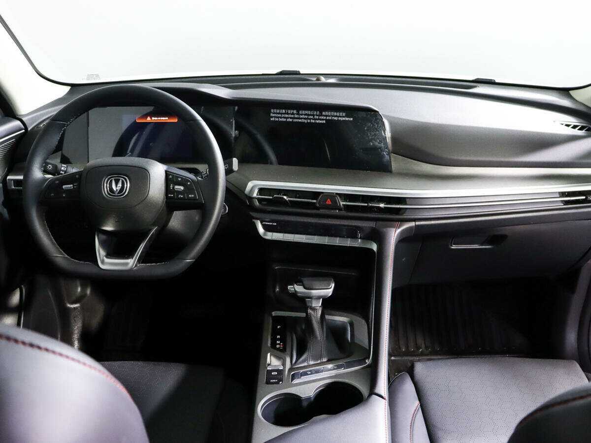 Changan CS35PLUS с пробегом — 2024 год. Фото: #11