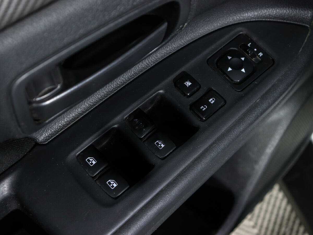 Mitsubishi Outlander с пробегом — 2018 год. Фото: #12