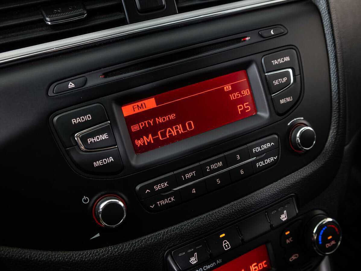 Kia Ceed с пробегом — 2016 год. Фото: #12