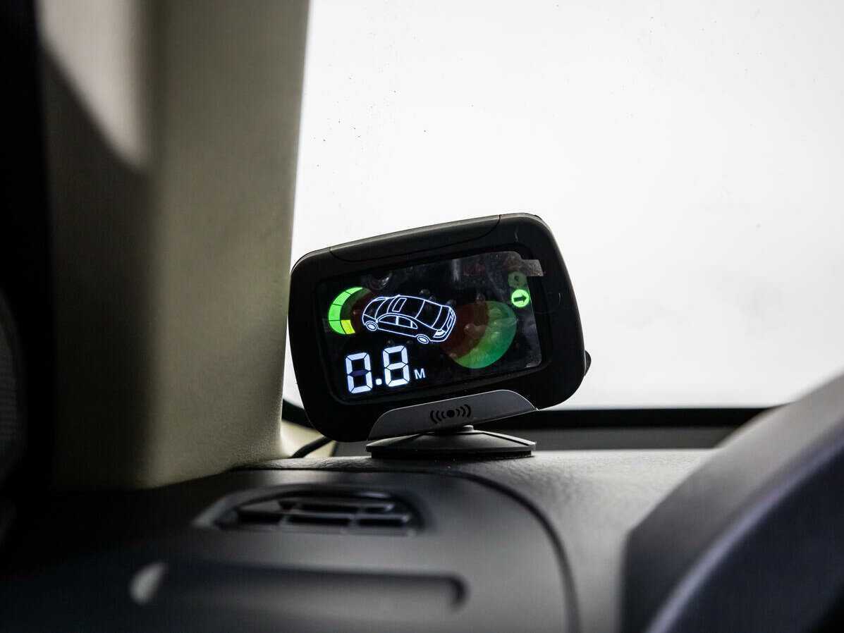 Mitsubishi Pajero с пробегом — 2015 год. Фото: #13