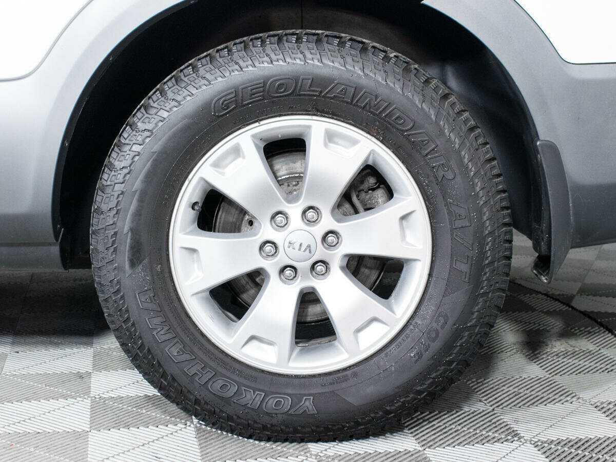 Kia Mohave с пробегом — 2016 год. Фото: #16