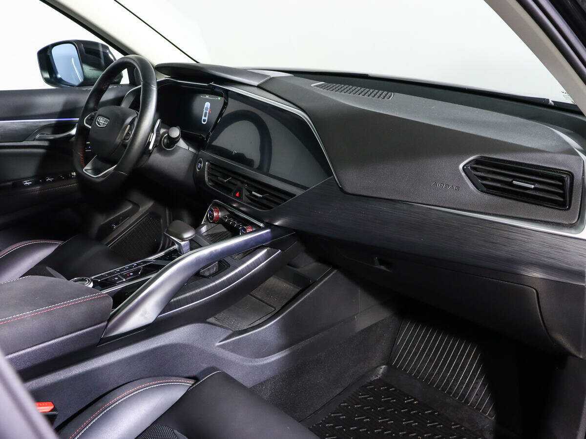 Geely Tugella с пробегом — 2022 год. Фото: #6