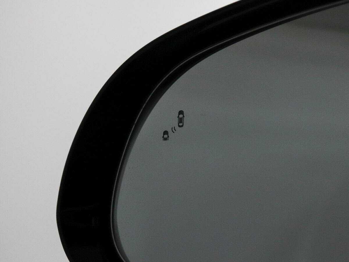 Hyundai Santa Fe с пробегом — 2018 год. Фото: #17