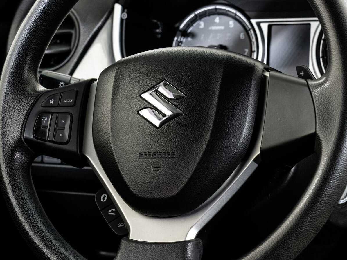 Suzuki Vitara с пробегом — 2017 год. Фото: #12