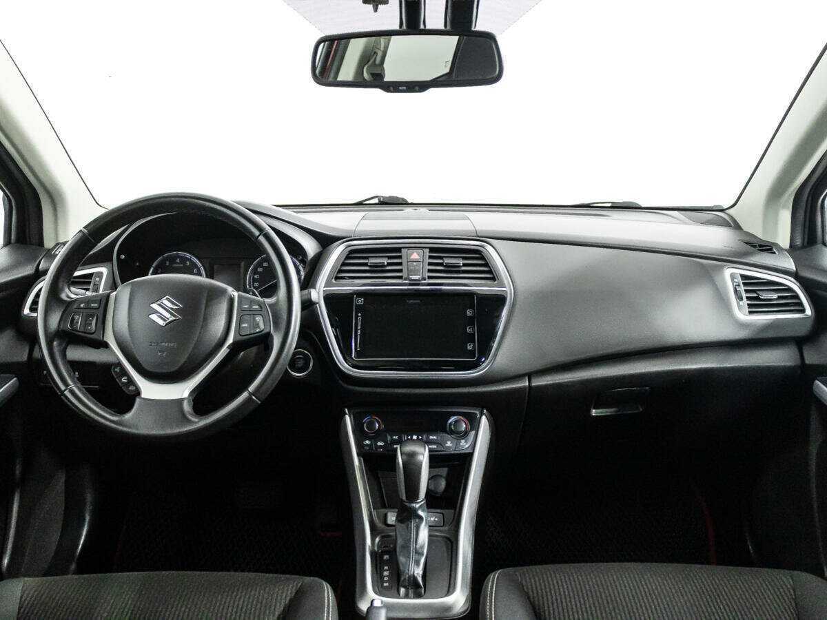 Suzuki SX4 с пробегом — 2021 год. Фото: #12