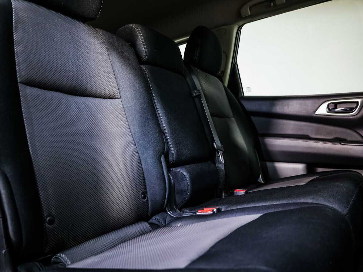 Nissan Pathfinder с пробегом — 2020 год. Фото: #11