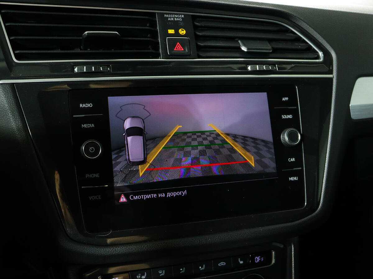 Volkswagen Tiguan с пробегом — 2018 год. Фото: #12