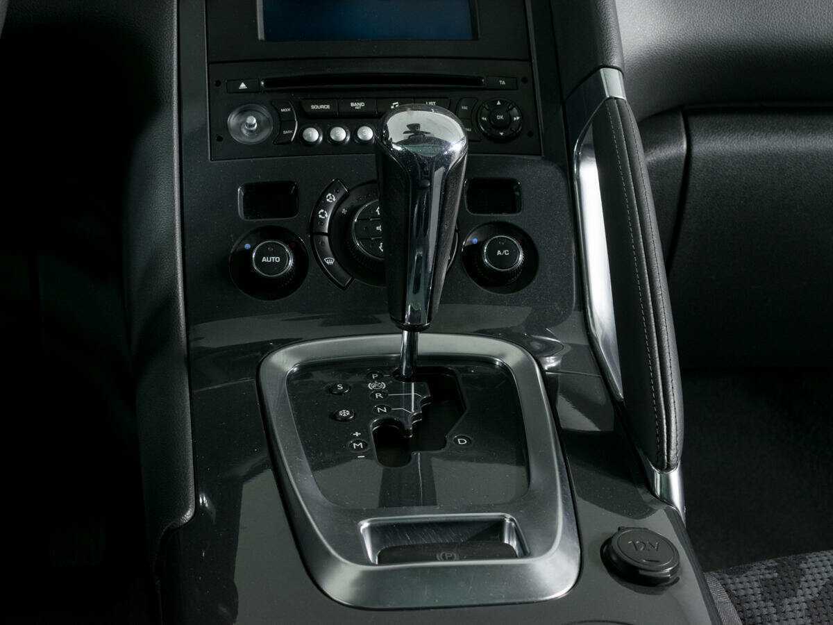 Peugeot 3008 с пробегом — 2012 год. Фото: #11