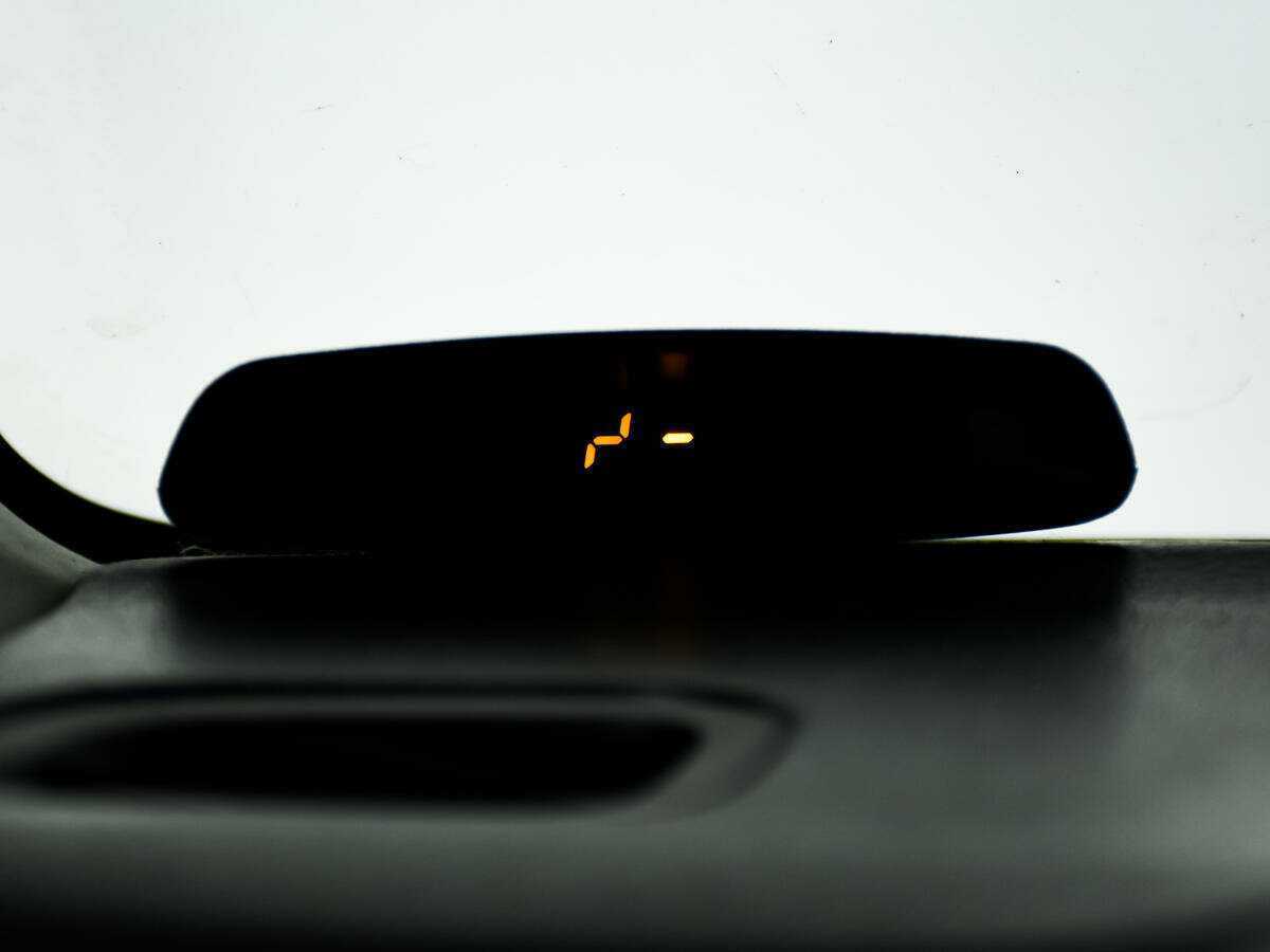 Suzuki Vitara с пробегом — 2016 год. Фото: #13