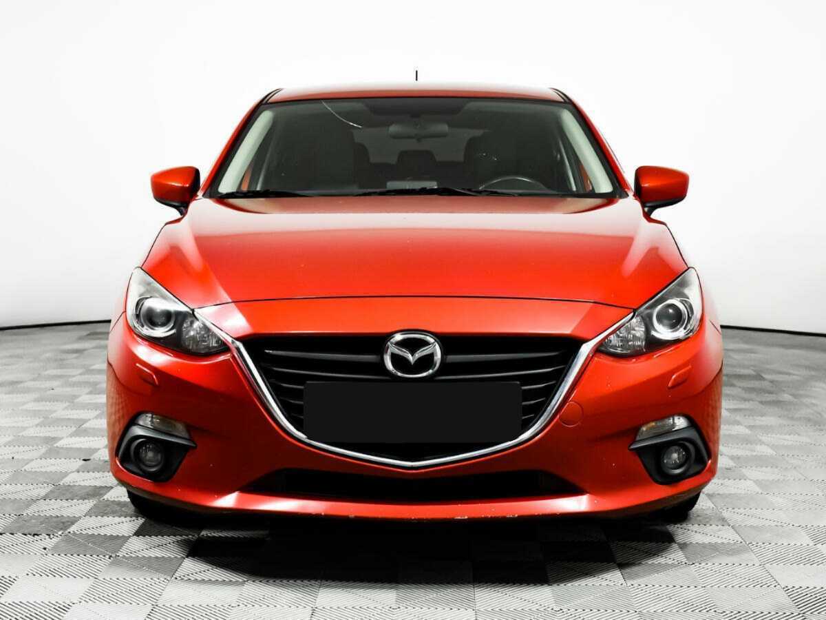 Mazda 3 с пробегом — 2014 год. Фото: #1