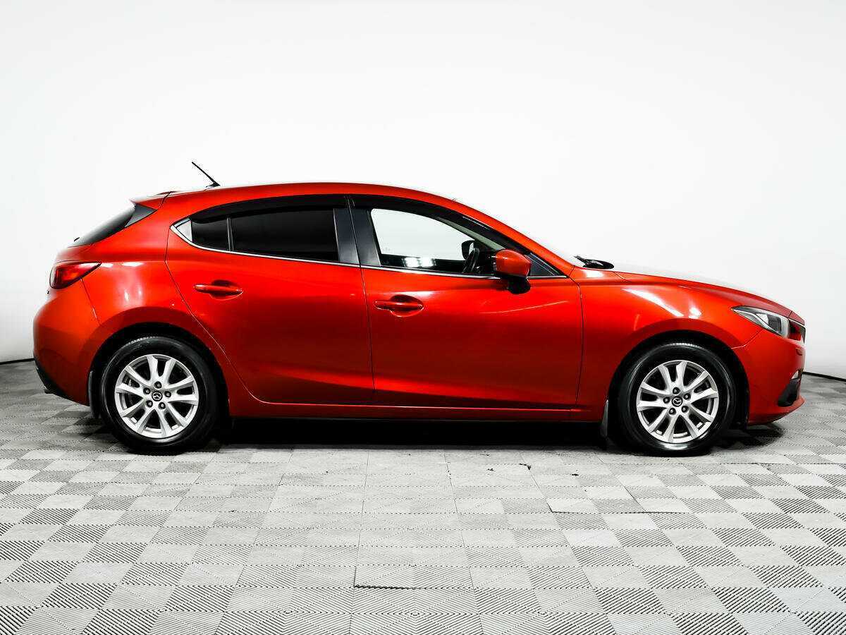 Mazda 3 с пробегом — 2014 год. Фото: #3