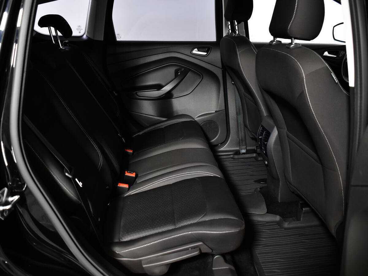 Ford Kuga с пробегом — 2018 год. Фото: #9