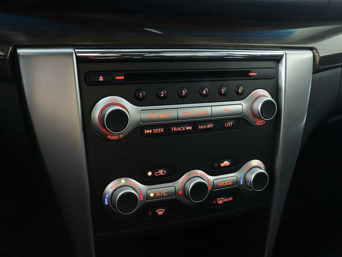 Nissan Teana с пробегом — 2013 год. Фото: #18