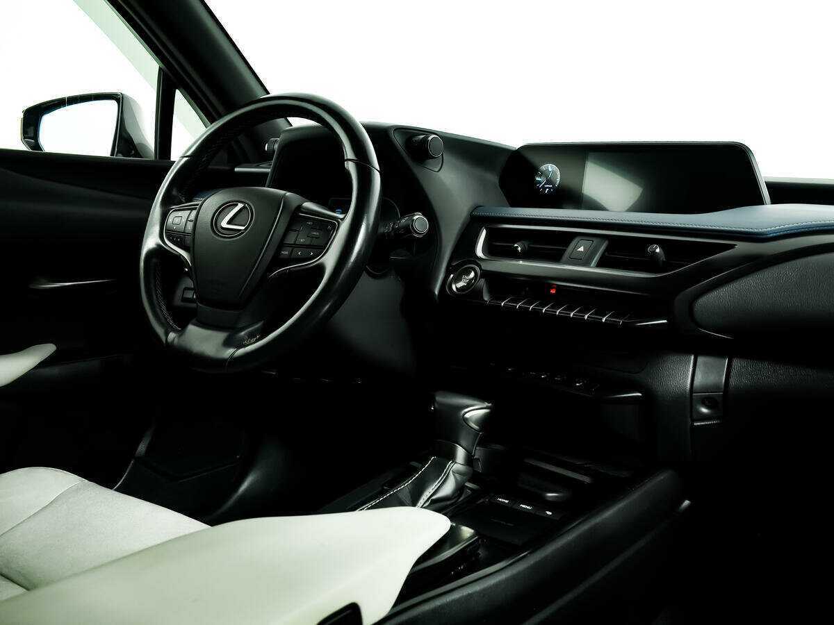 Lexus UX с пробегом — 2019 год. Фото: #8