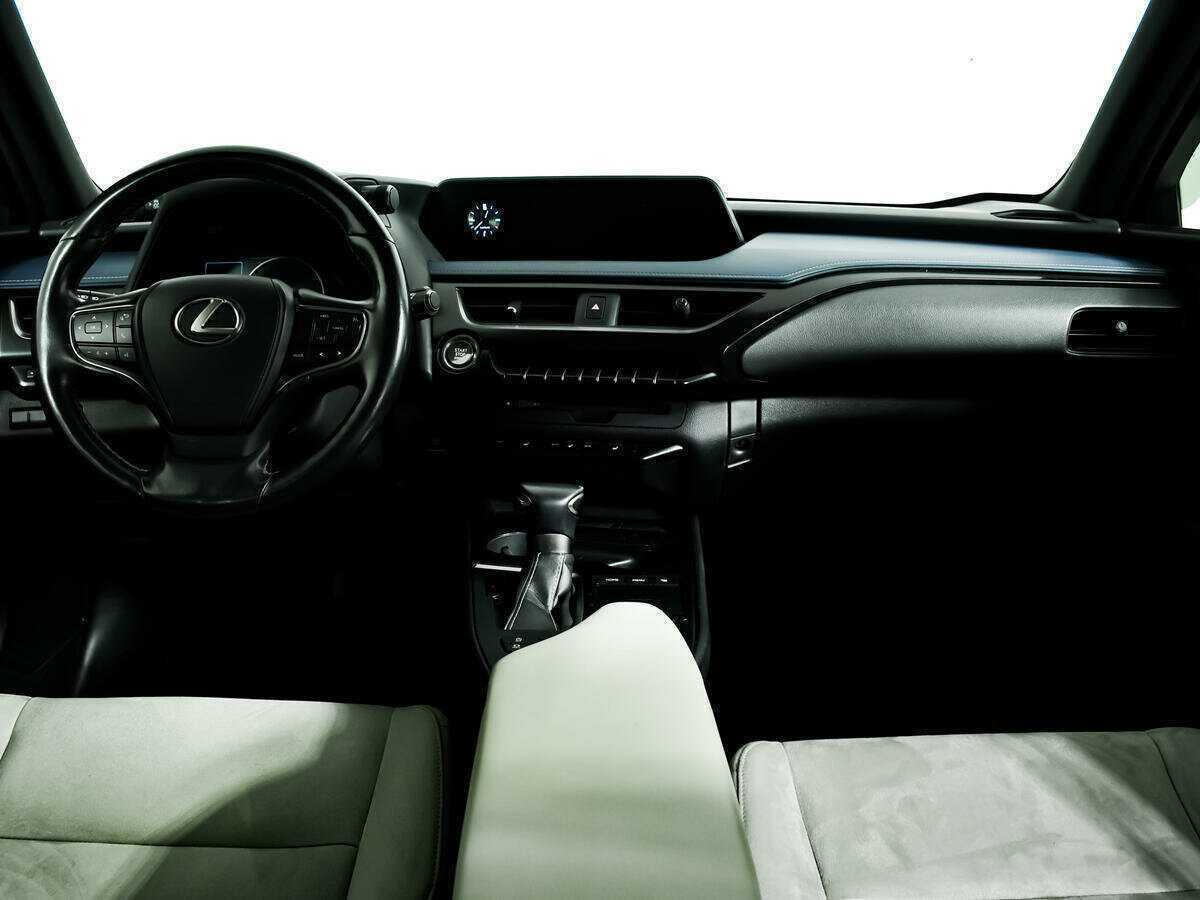 Lexus UX с пробегом — 2019 год. Фото: #10