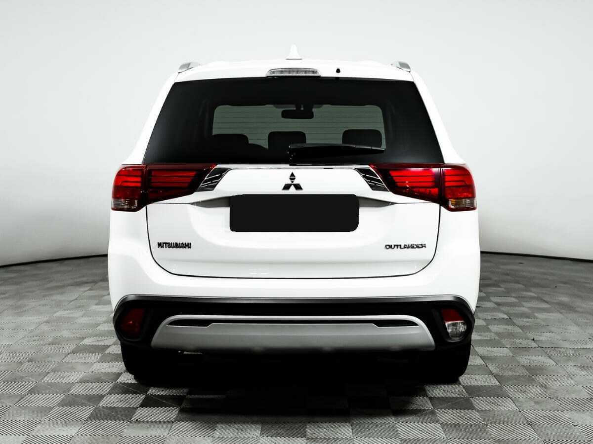 Mitsubishi Outlander с пробегом — 2019 год. Фото: #5