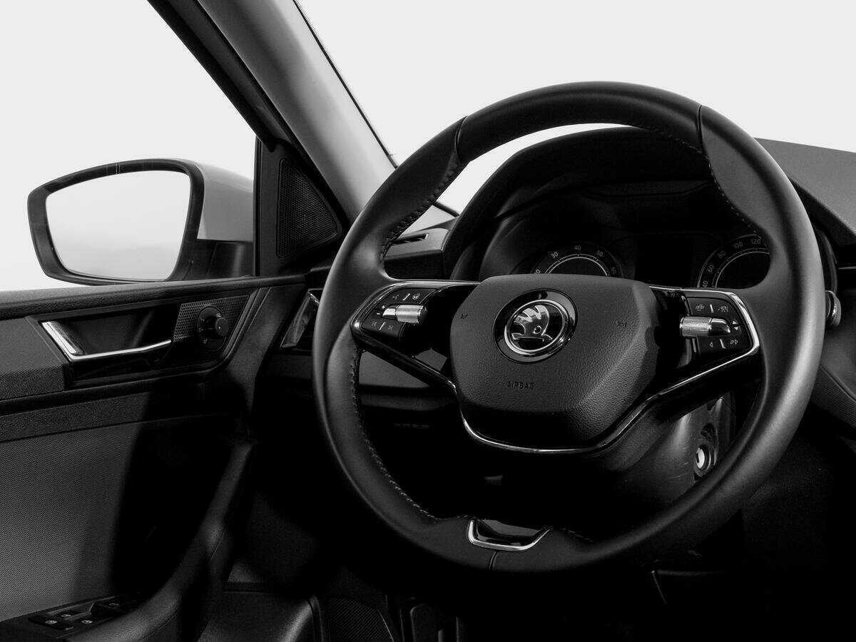 Skoda Rapid с пробегом — 2020 год. Фото: #14