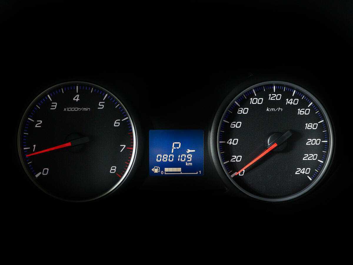 Mitsubishi Outlander с пробегом — 2013 год. Фото: #10