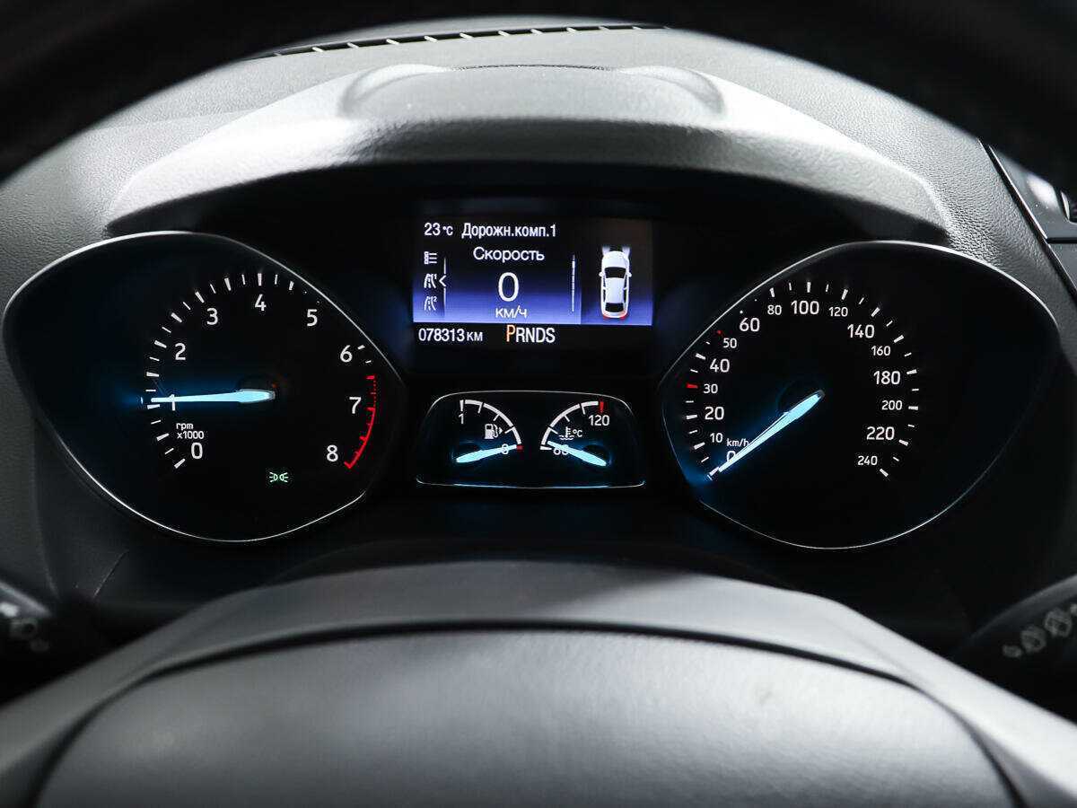 Ford Kuga с пробегом — 2017 год. Фото: #13