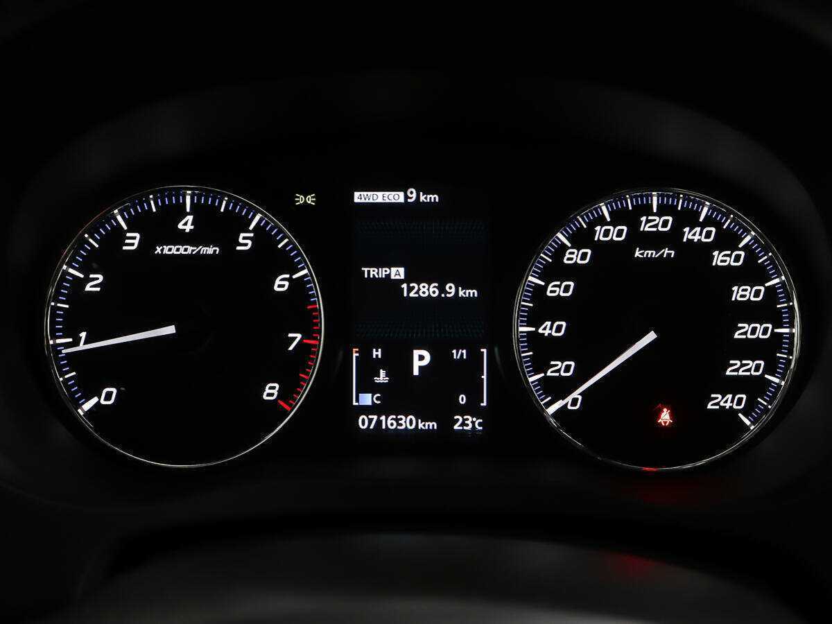 Mitsubishi Outlander с пробегом — 2018 год. Фото: #13