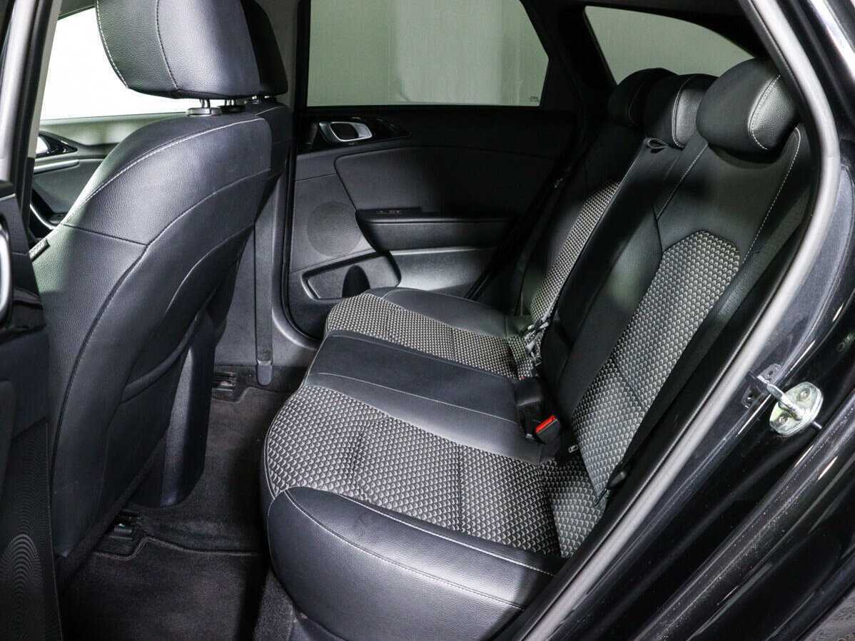 Kia Ceed с пробегом — 2021 год. Фото: #9