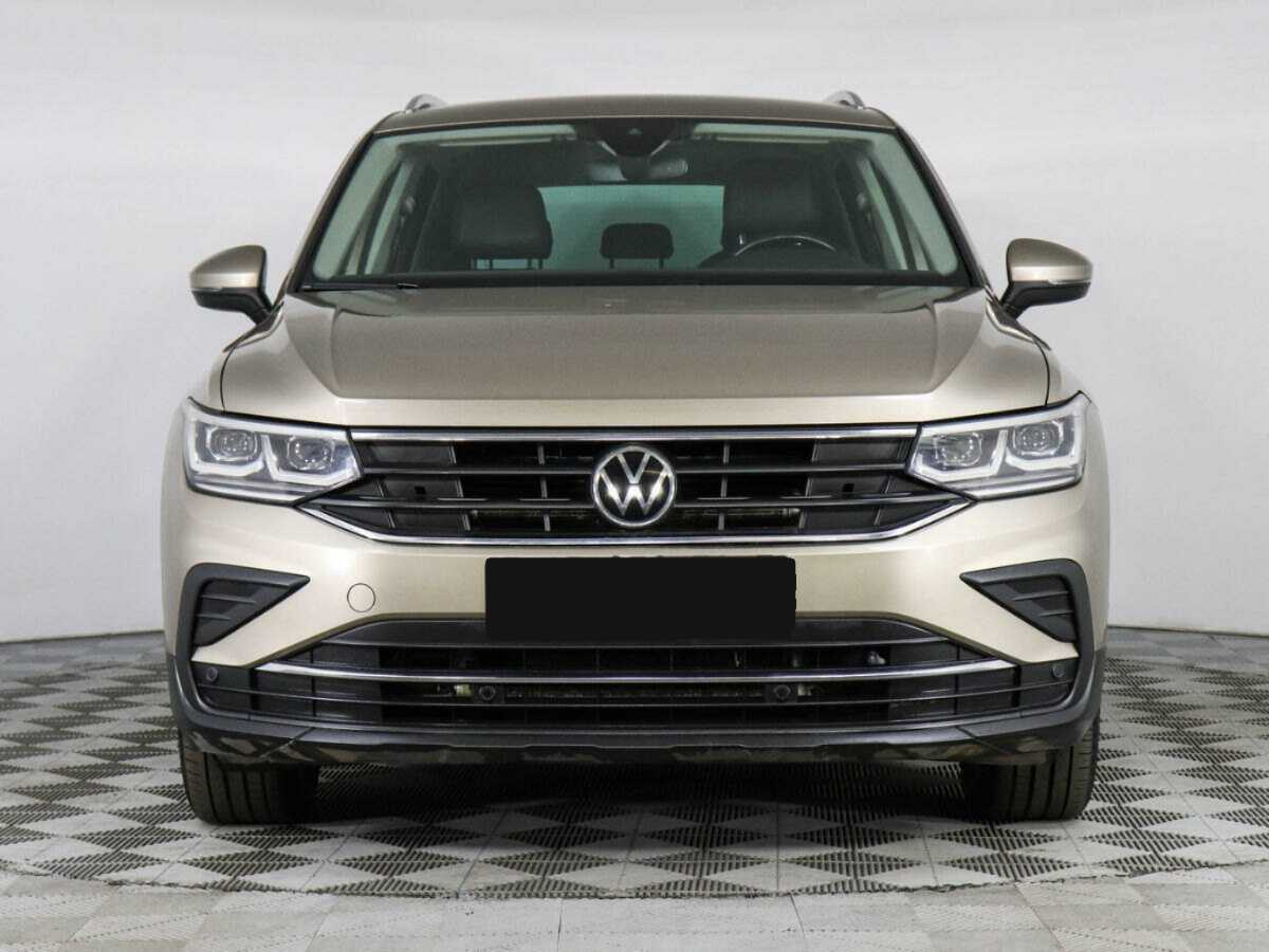 Volkswagen Tiguan с пробегом — 2021 год. Фото: #1