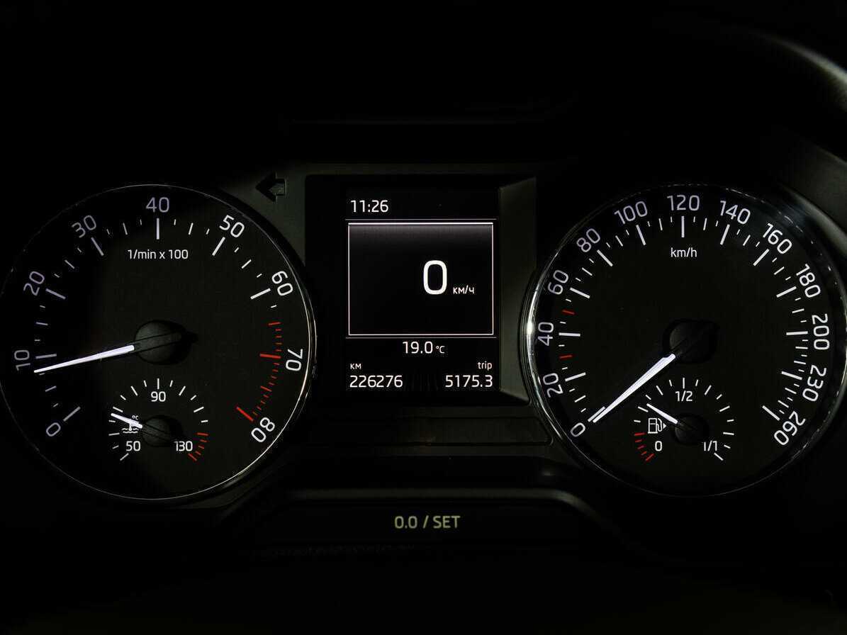 Skoda Octavia с пробегом — 2015 год. Фото: #14