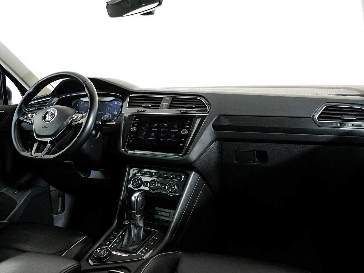 Volkswagen Tiguan с пробегом — 2017 год. Фото: #8