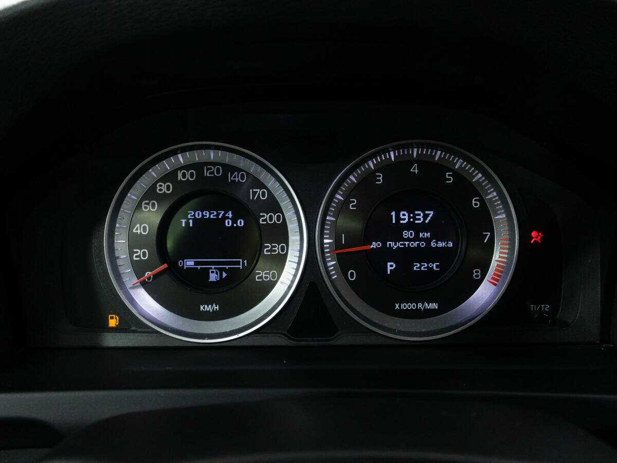 Volvo S60 с пробегом — 2012 год. Фото: #12