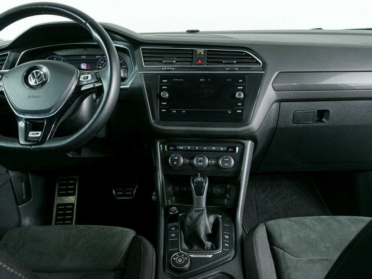 Volkswagen Tiguan с пробегом — 2018 год. Фото: #8
