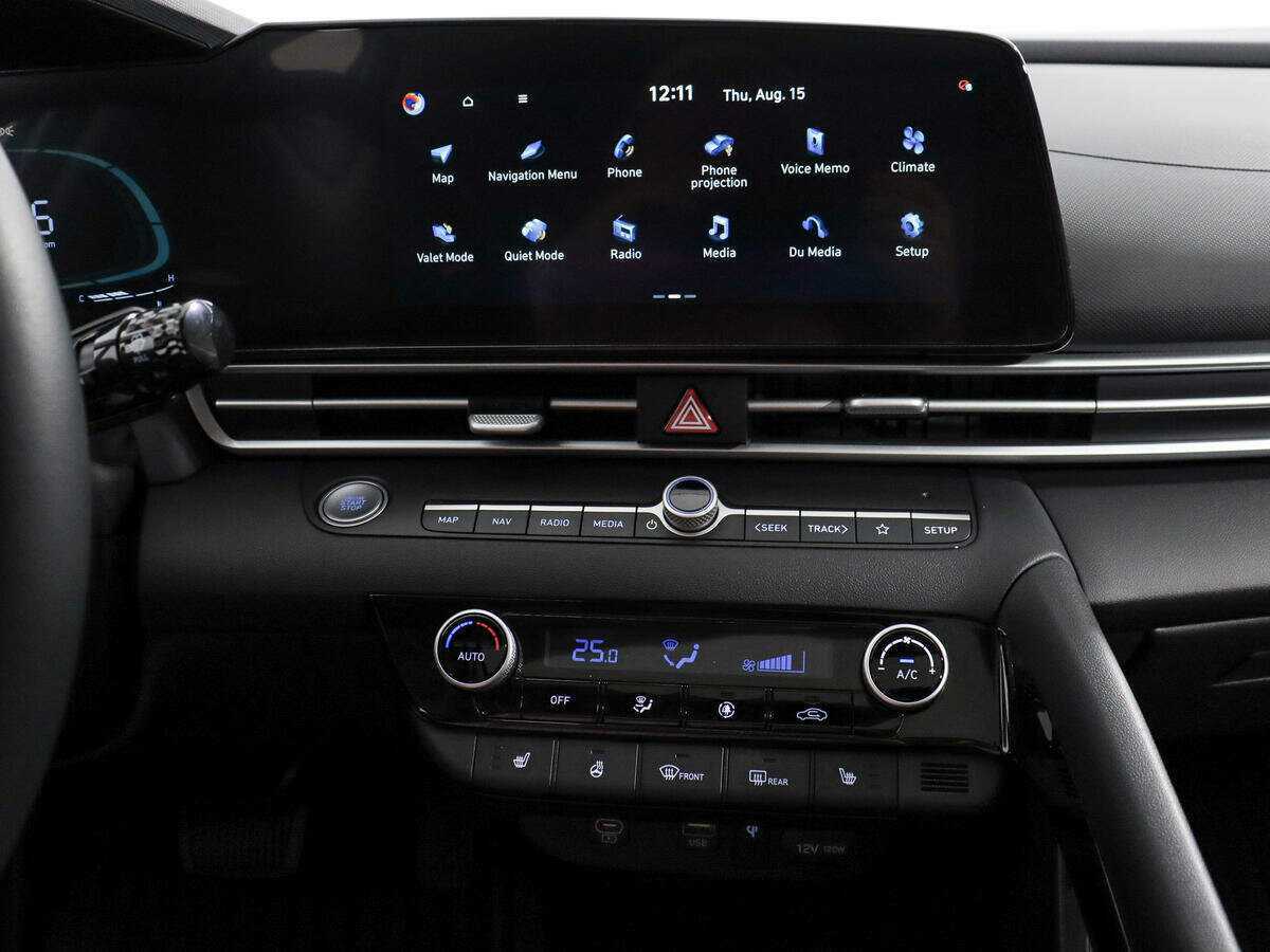 Hyundai Elantra с пробегом — 2024 год. Фото: #16