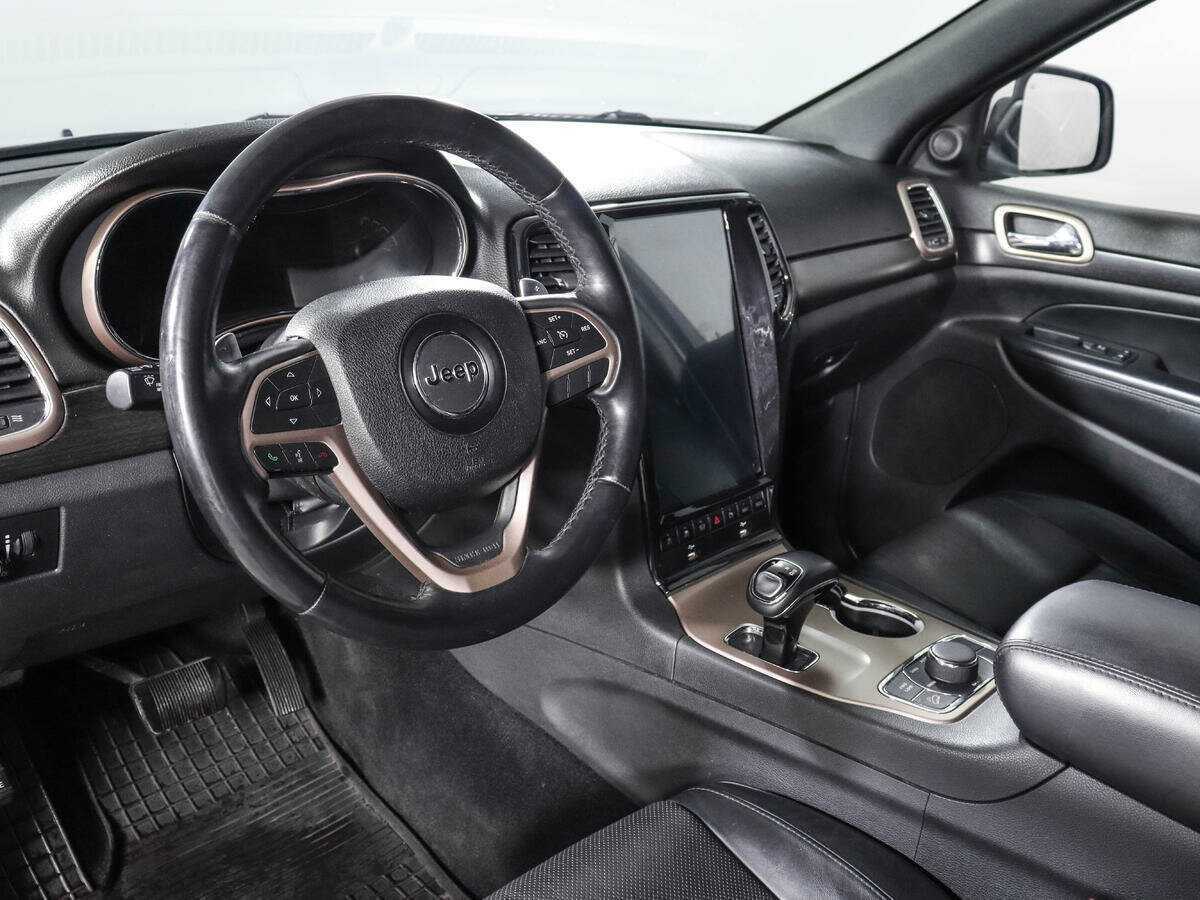 Jeep Grand Cherokee с пробегом — 2013 год. Фото: #11