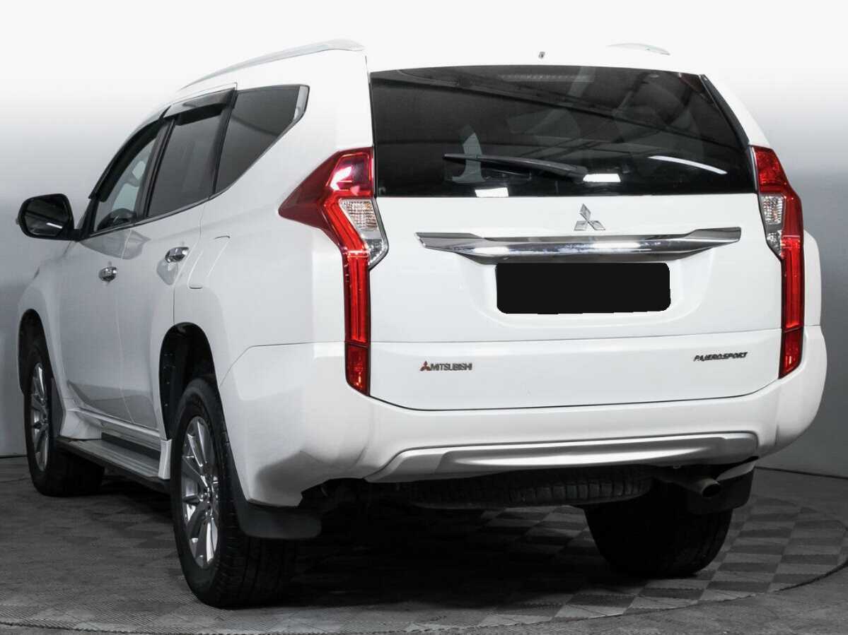 Mitsubishi Pajero Sport с пробегом — 2018 год. Фото: #6