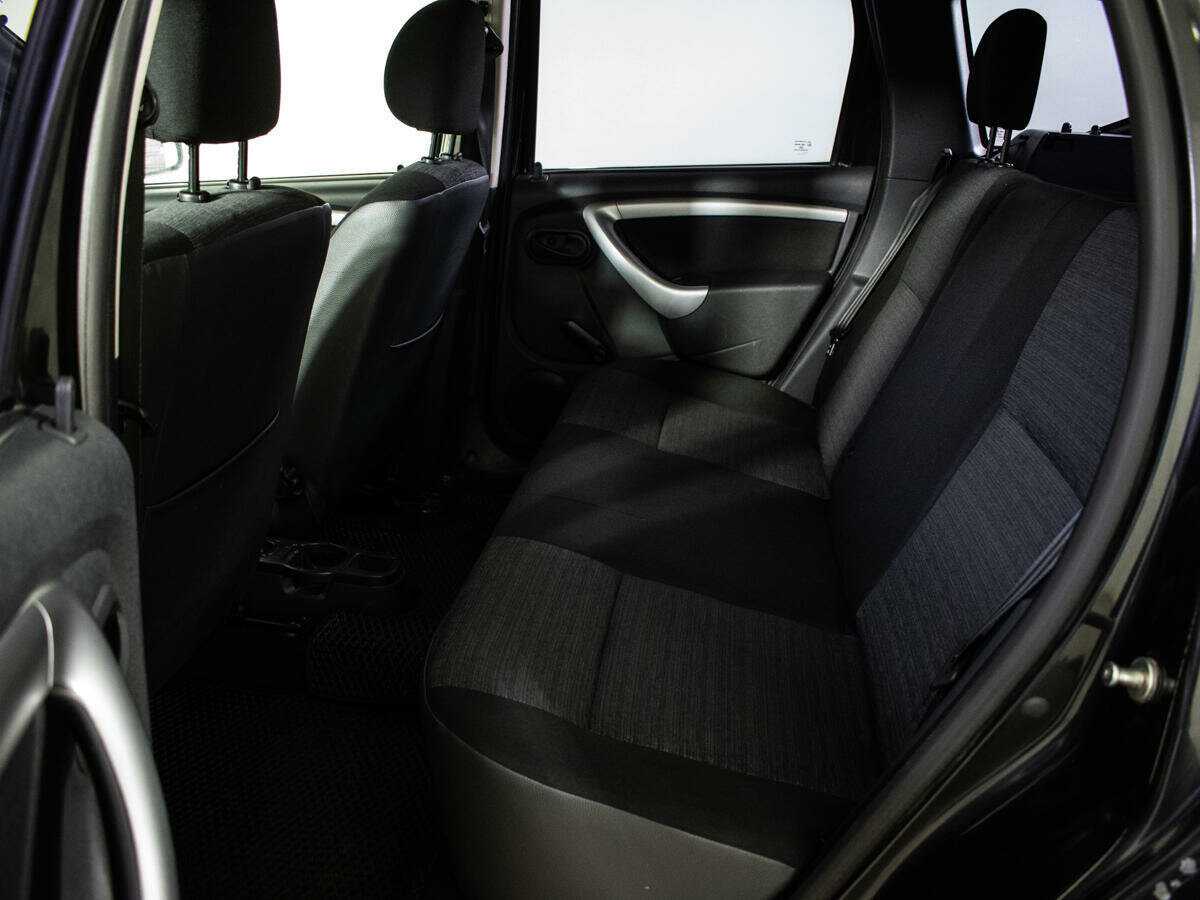 Renault Duster с пробегом — 2012 год. Фото: #9