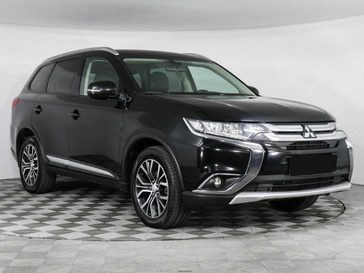 Mitsubishi Outlander с пробегом — 2016 год. Фото: #2