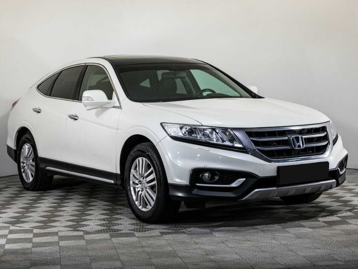 Honda Crosstour с пробегом — 2014 год. Фото: #2