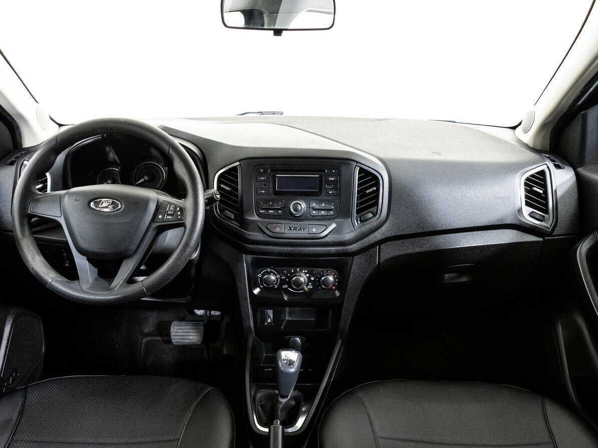 Lada (ВАЗ) XRAY с пробегом — 2017 год. Фото: #9