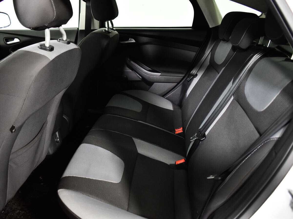 Ford Focus с пробегом — 2013 год. Фото: #9