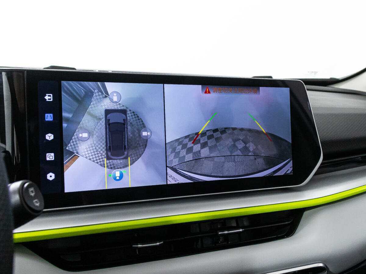 Geely Coolray с пробегом — 2023 год. Фото: #17