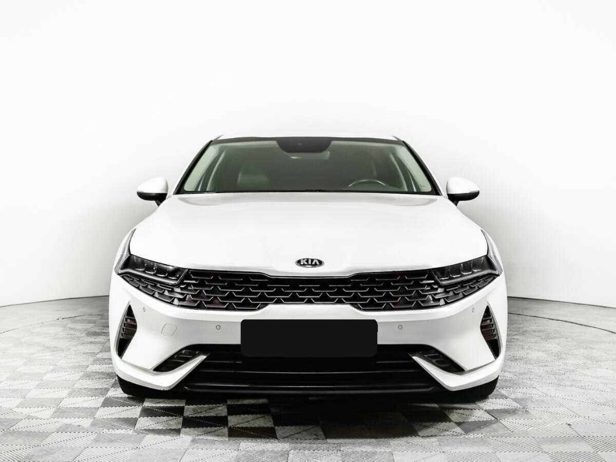 Kia K5 с пробегом — 2021 год. Фото: #1