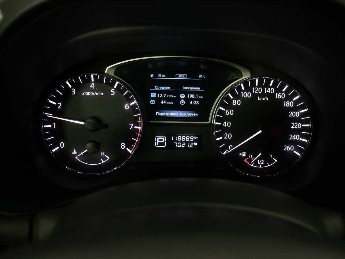 Nissan Pathfinder с пробегом — 2015 год. Фото: #12