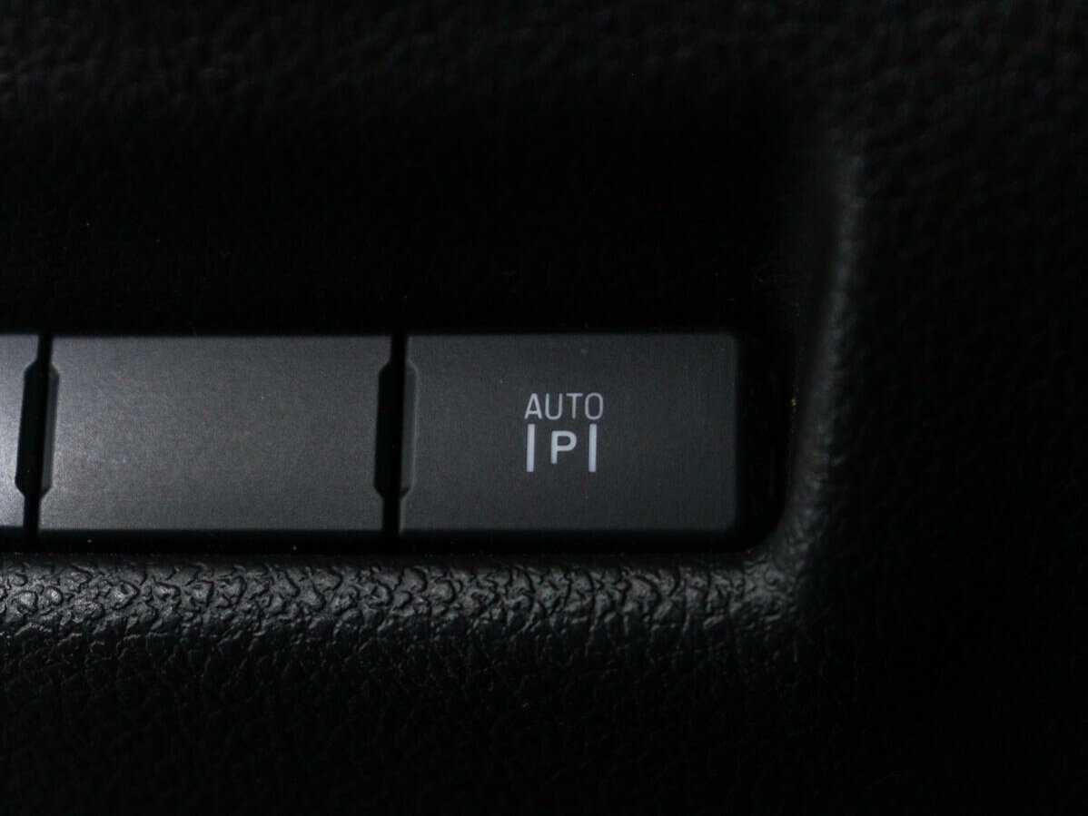 Ford Explorer с пробегом — 2013 год. Фото: #16