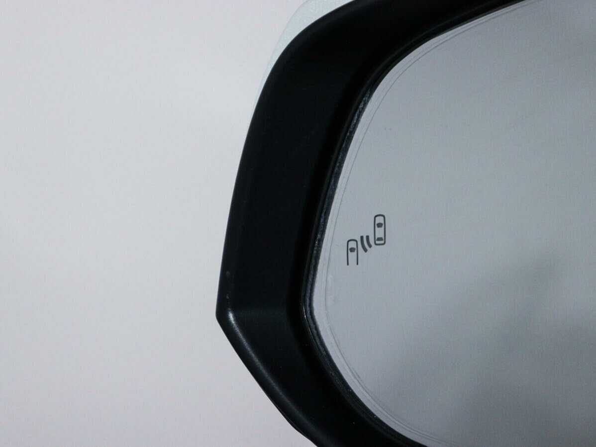 Toyota RAV4 с пробегом — 2020 год. Фото: #16