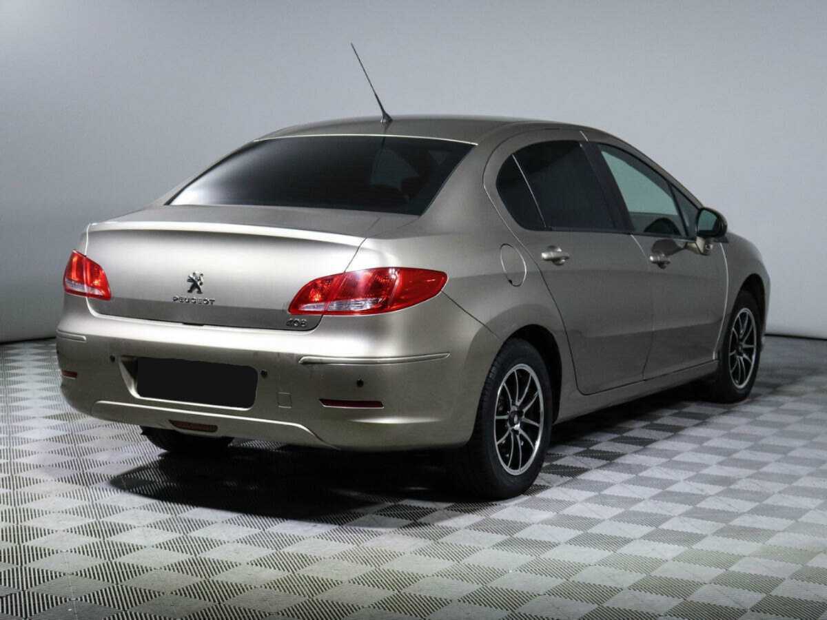 Peugeot 408 с пробегом — 2012 год. Фото: #3