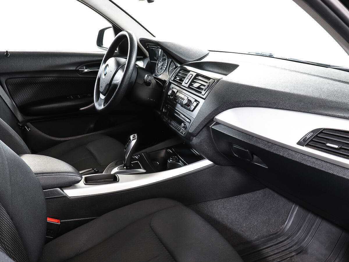 BMW 1 серии с пробегом — 2012 год. Фото: #7