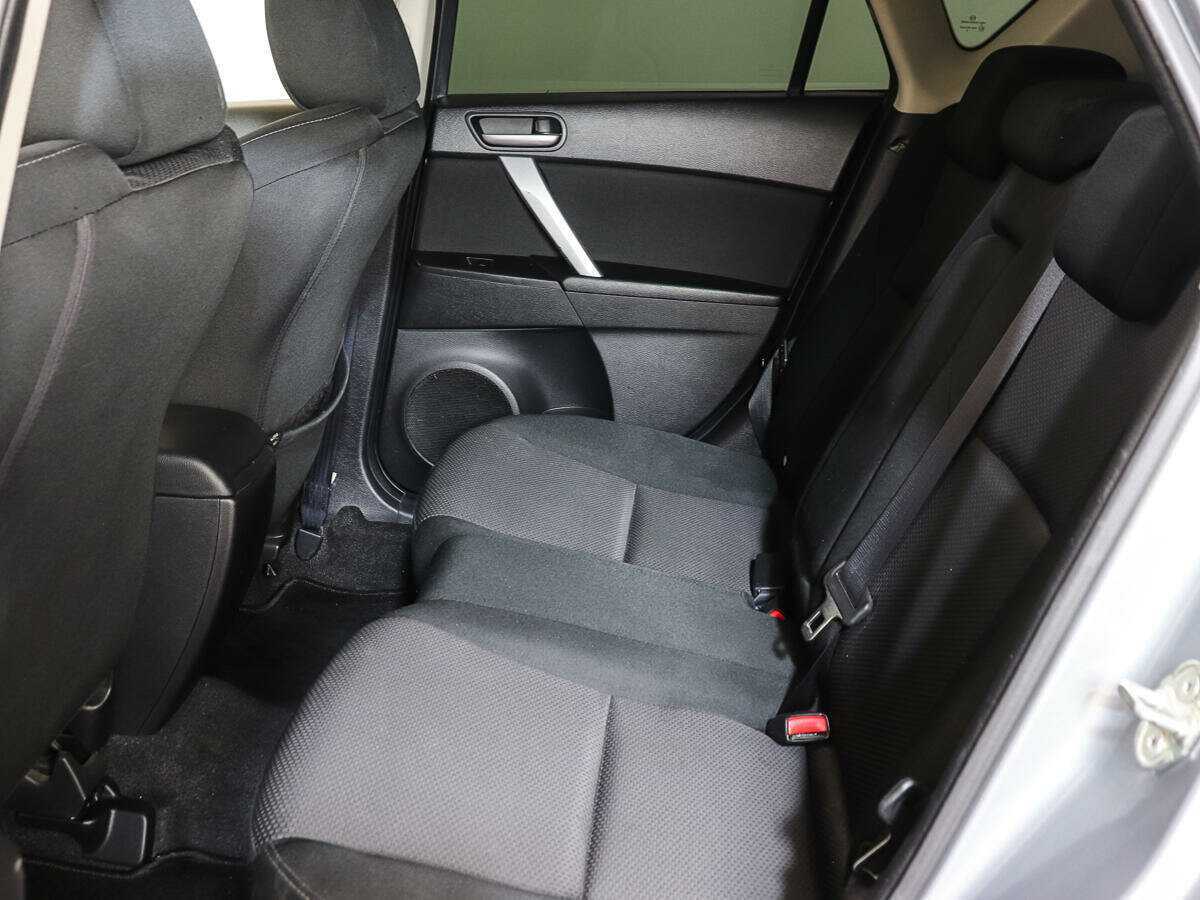 Mazda 3 с пробегом — 2012 год. Фото: #8