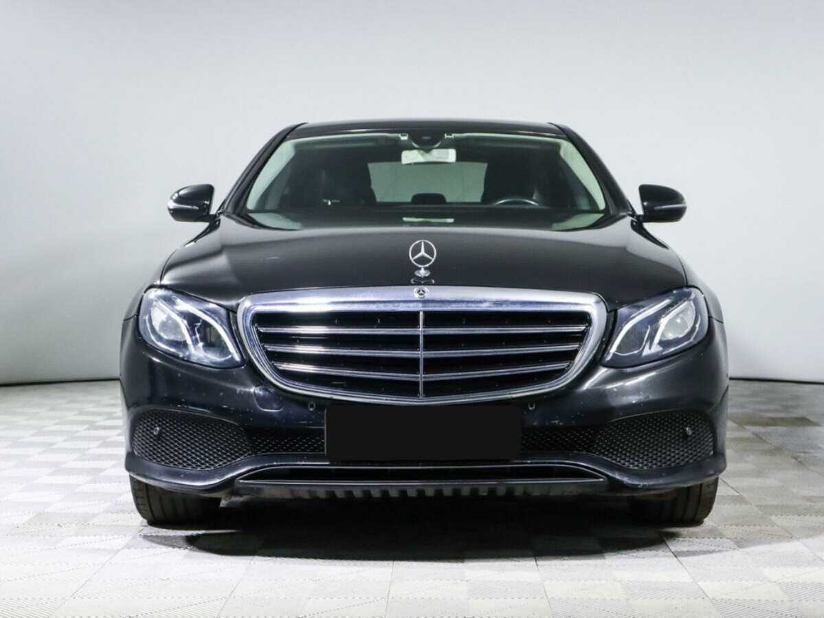 Mercedes-Benz E-Класс с пробегом — 2017 год. Фото: #1