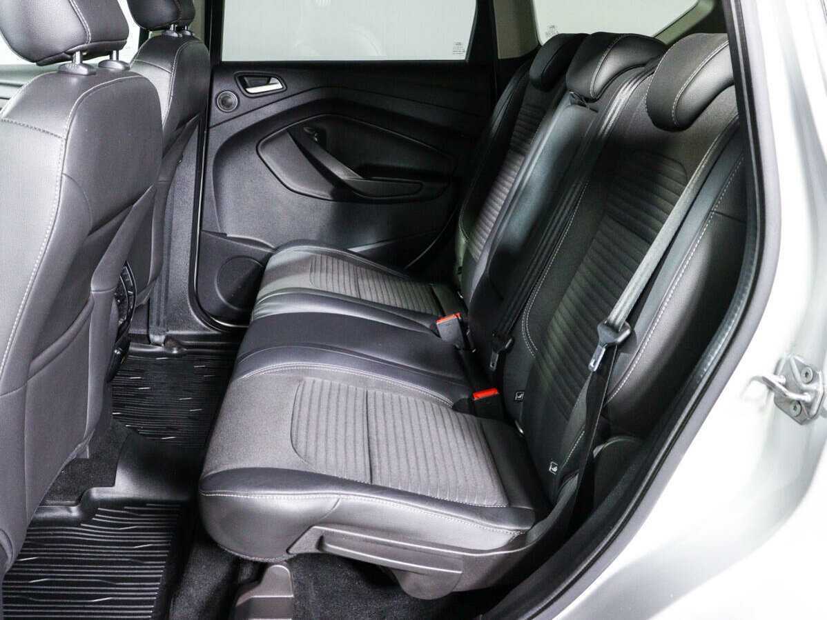 Ford Kuga с пробегом — 2017 год. Фото: #9