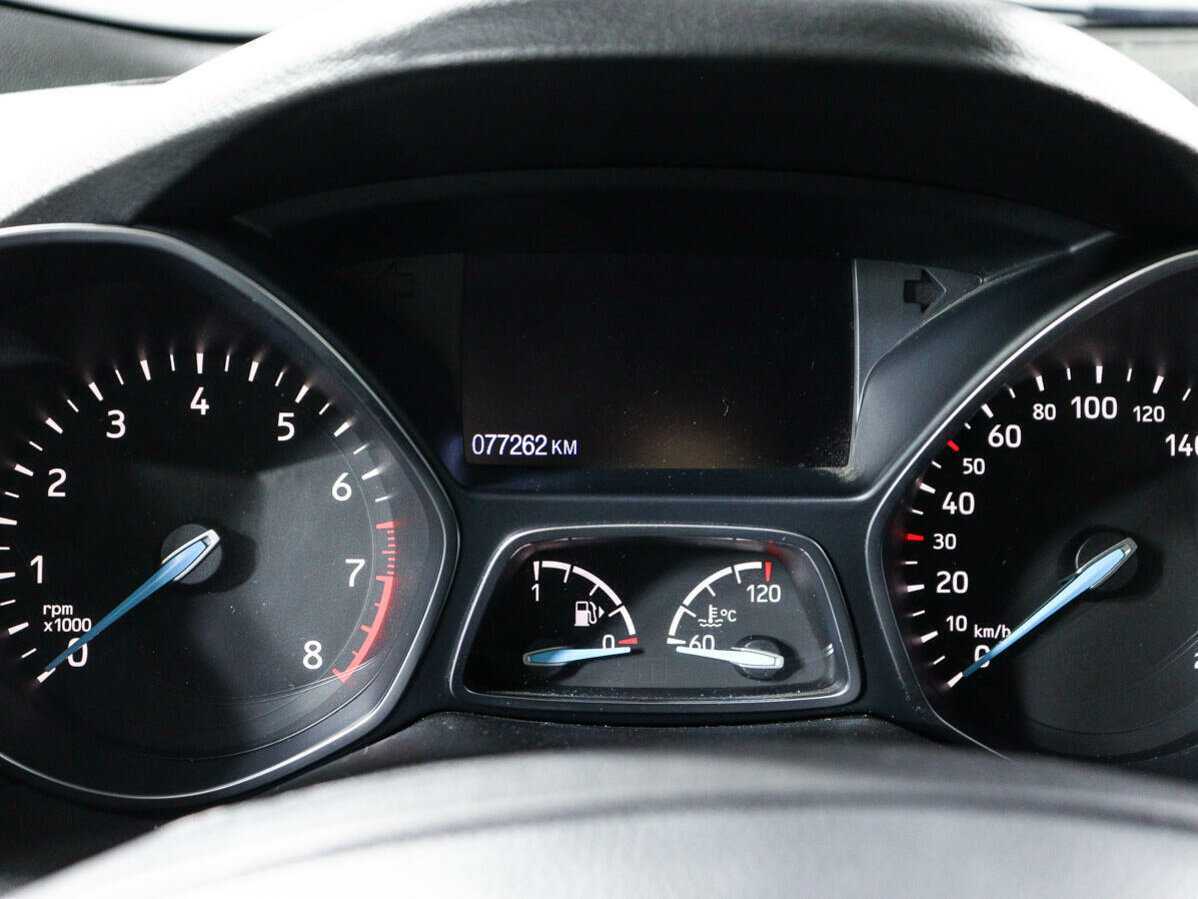 Ford Kuga с пробегом — 2017 год. Фото: #10